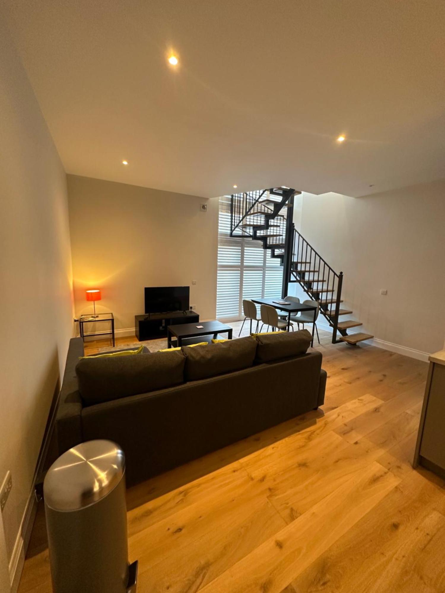 Winchester Street Apartments By Urban Abode Basingstoke Exterior foto